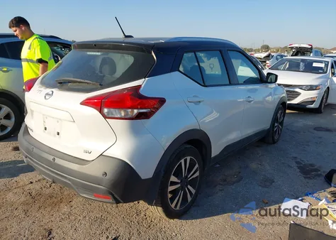 2020 Nissan Kicks Sv Xtronic Cvt from USA, damaged, VIN 3N1CP5CV2LL572145